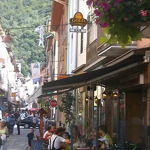 Du Faubourg Moutiers (Savoie)